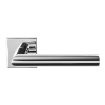 GPF1015 Toi door handle on rose pointing right