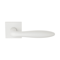 GPF1314.62.02 white Rangi door handle on rose 50x8mm
