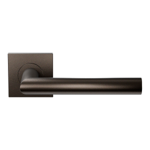 GPF115E door handle on rose
